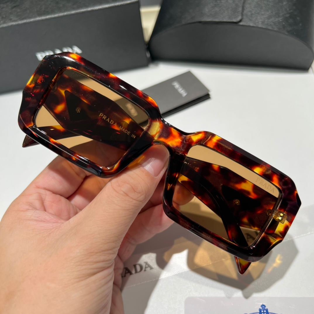 4 Colors Fashion Sunglassesâ8899