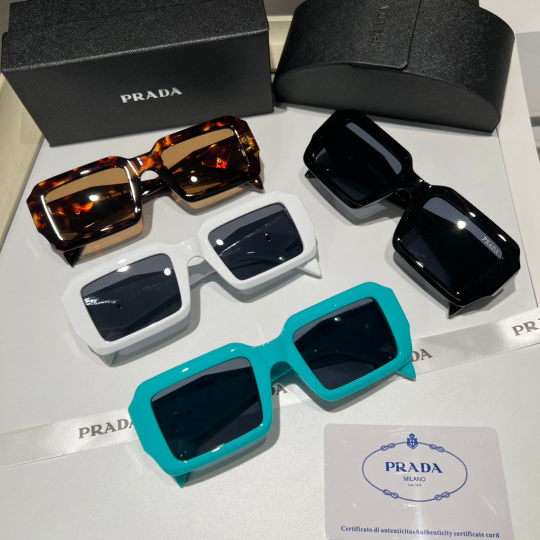 4 Colors Fashion Sunglassesâ8899