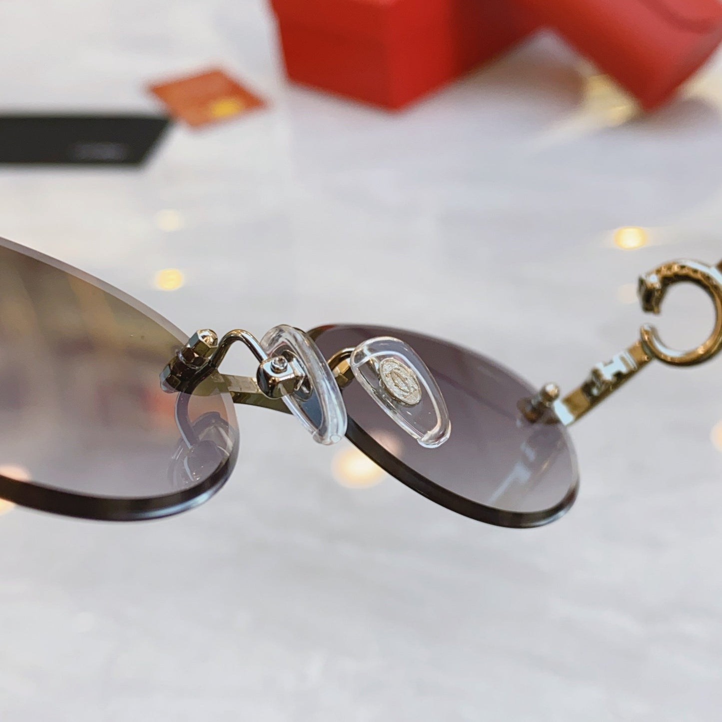 Creative carving high-end leopard oval sunglasses