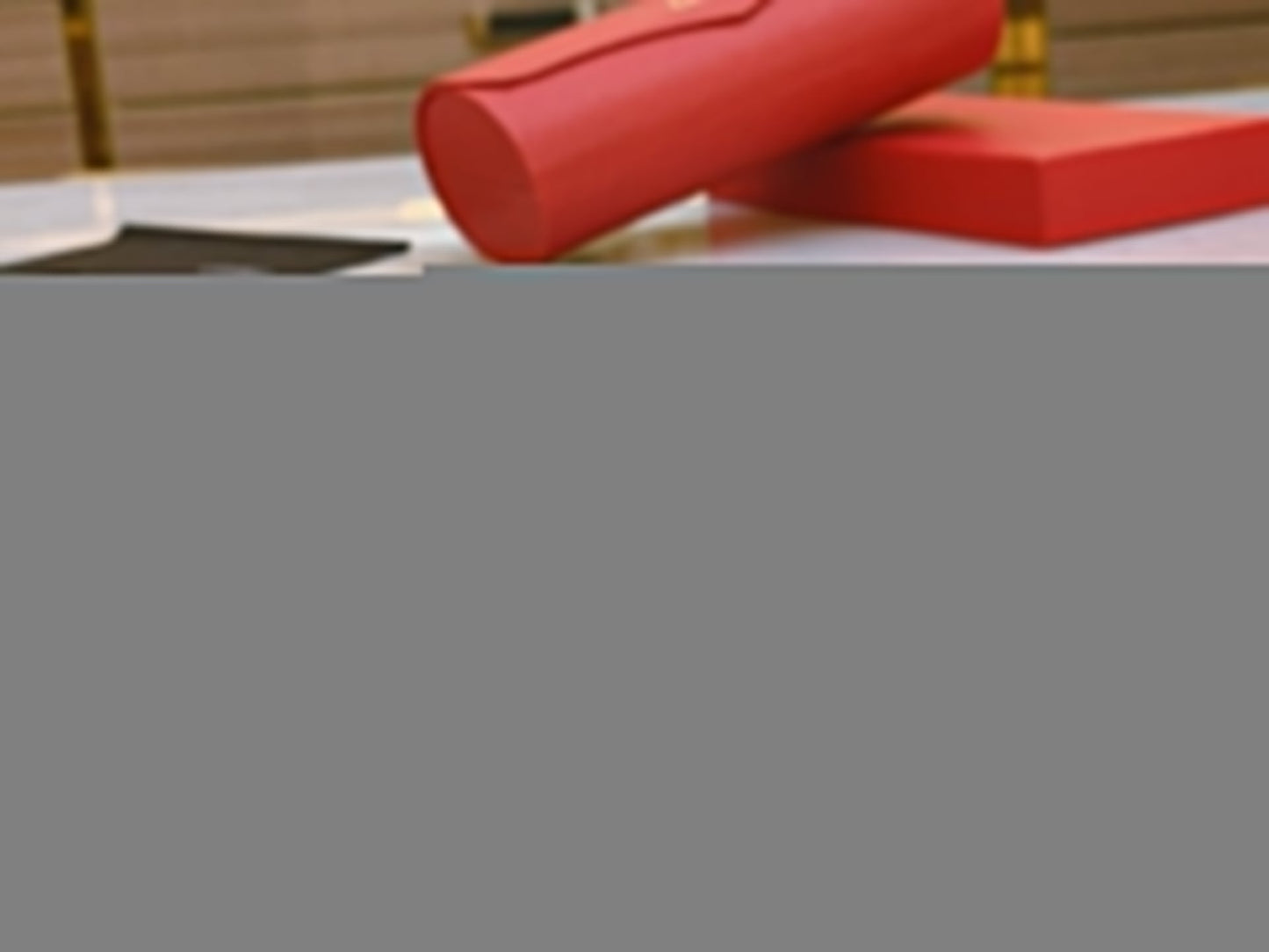 Unique and refreshing oval shaped high-end sunglasses