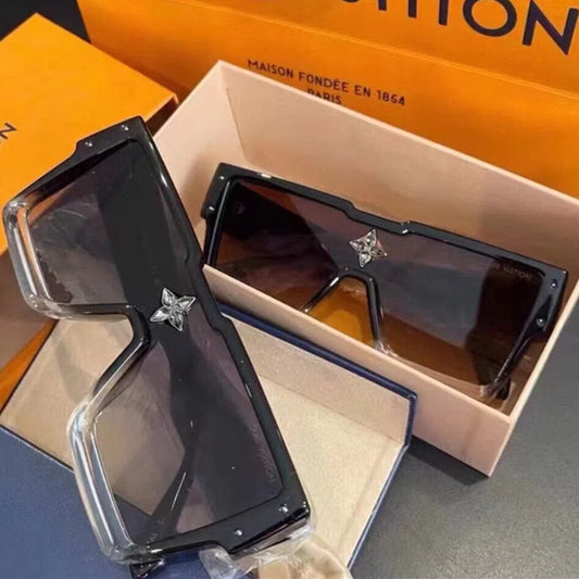 Black Fashion Sunglasses