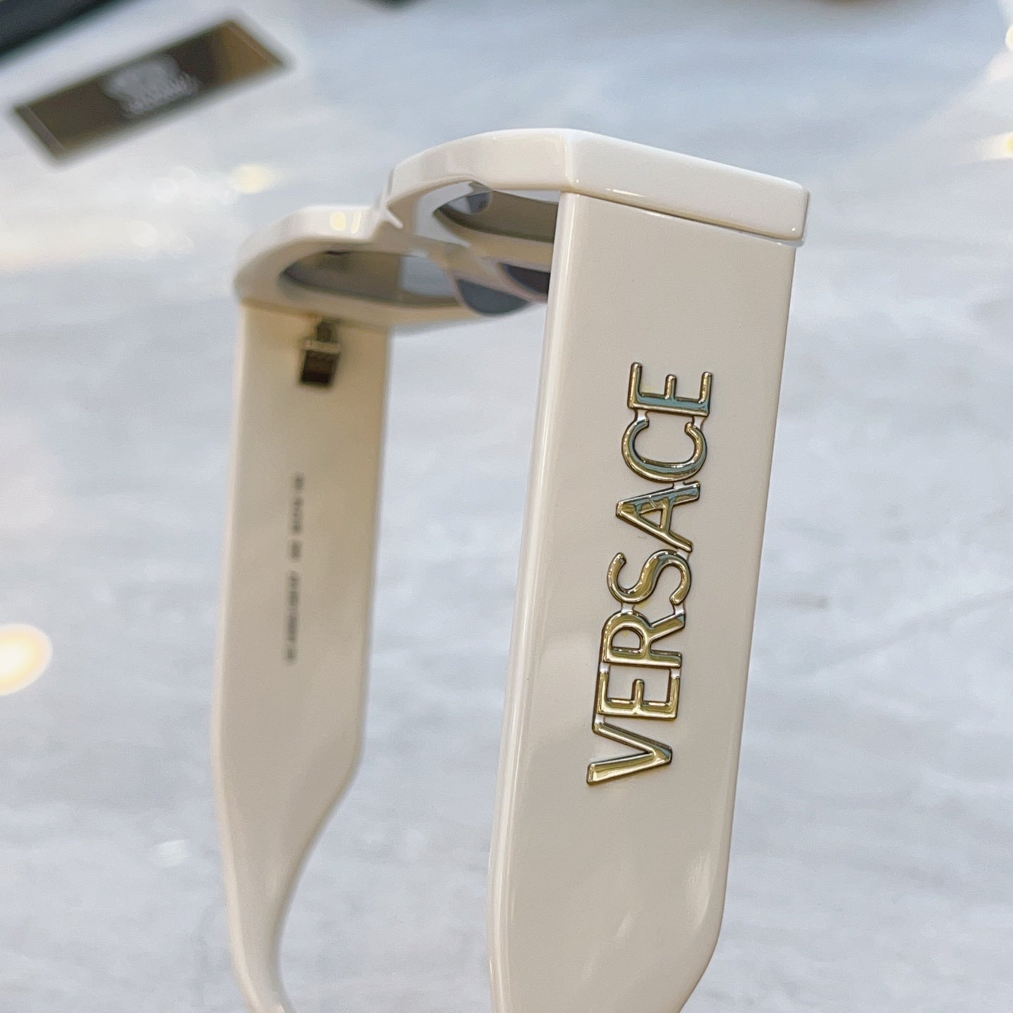 High end classic rectangular frame sunglasses