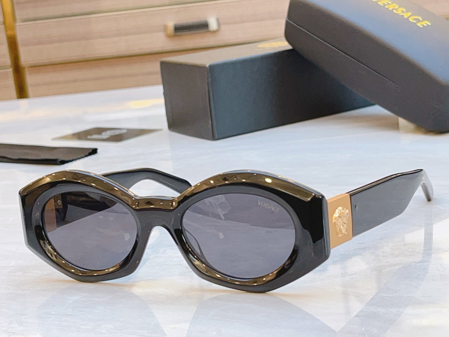Unique irregular circular frame high-end sunglasses