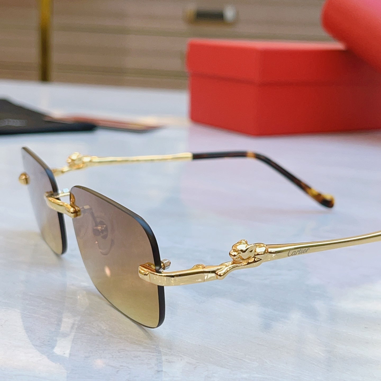 High end leopard classic sunglasses