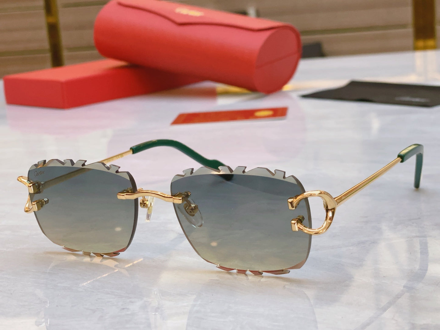 Unique cutting design frameless high-end sunglasses