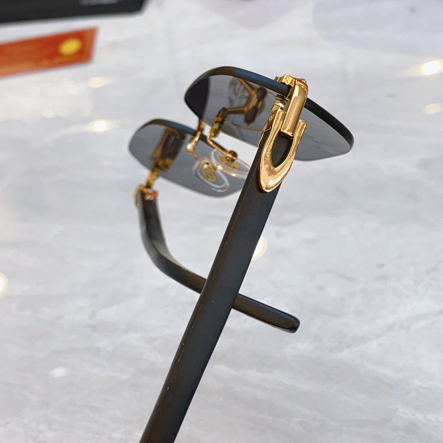 High end leopard finely cut wooden temple sunglasses