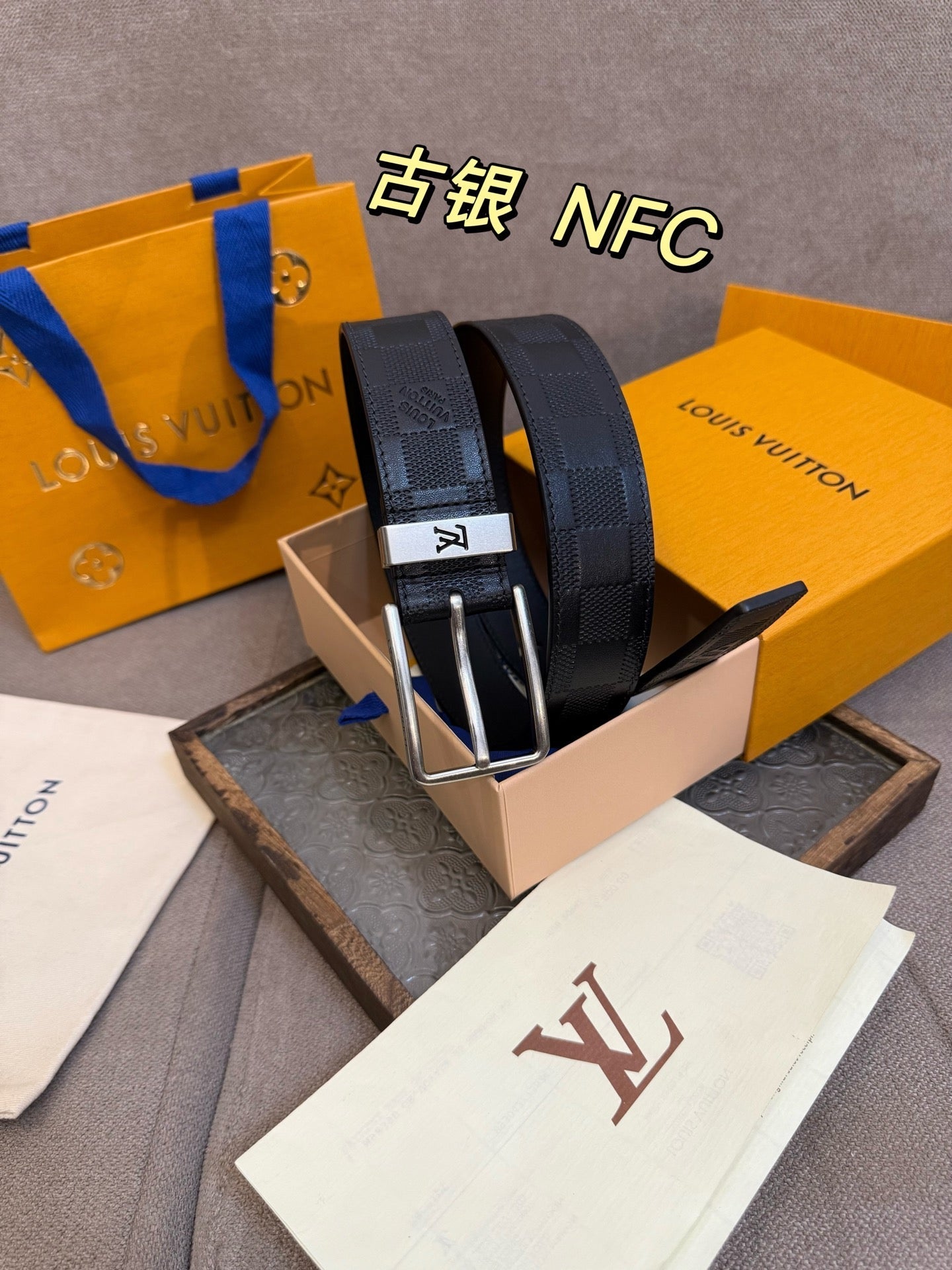 Top layer cowhide checkered silver belt 3.5cm