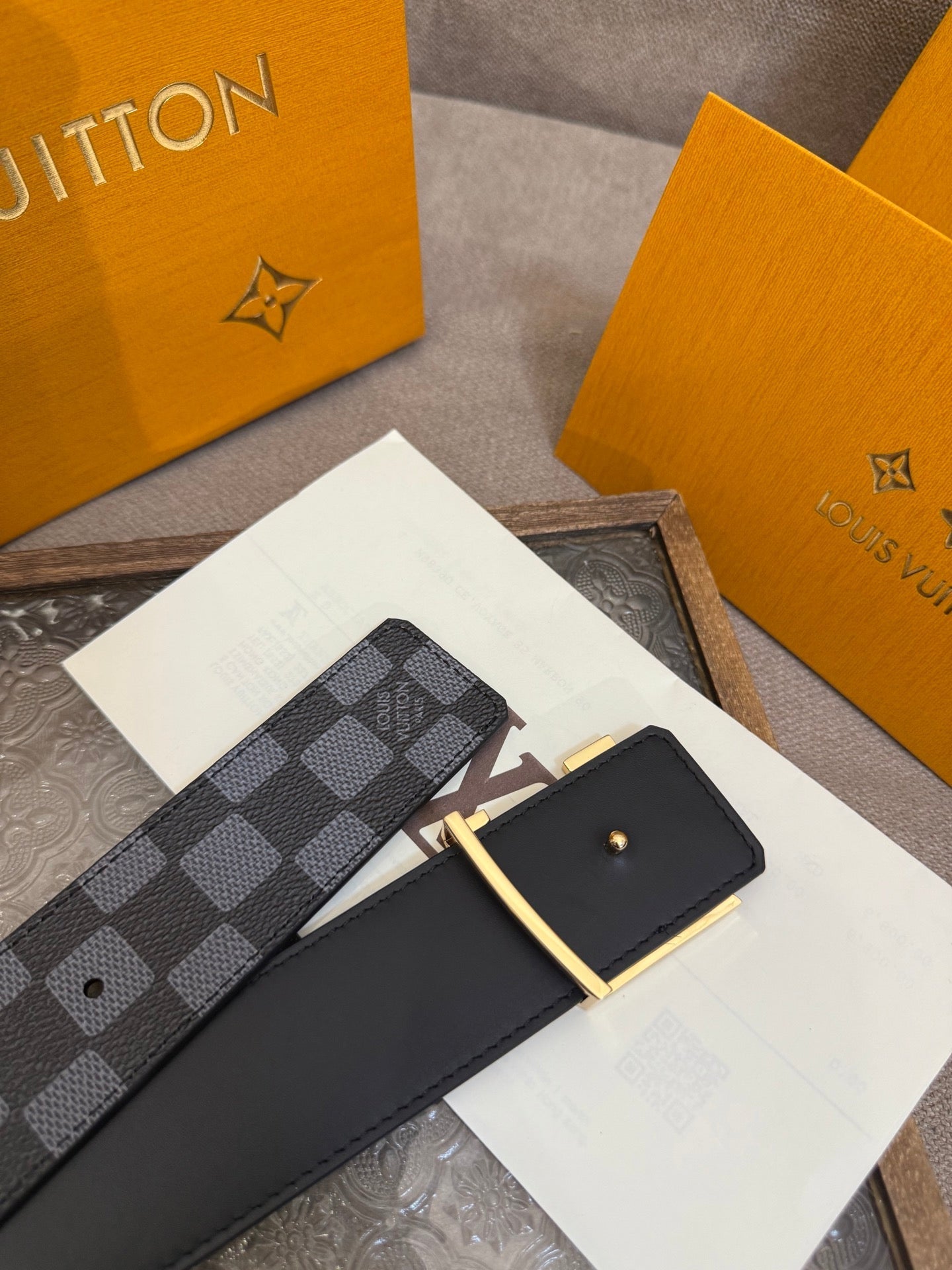 Leather embossed floral blue belt 3.5cm