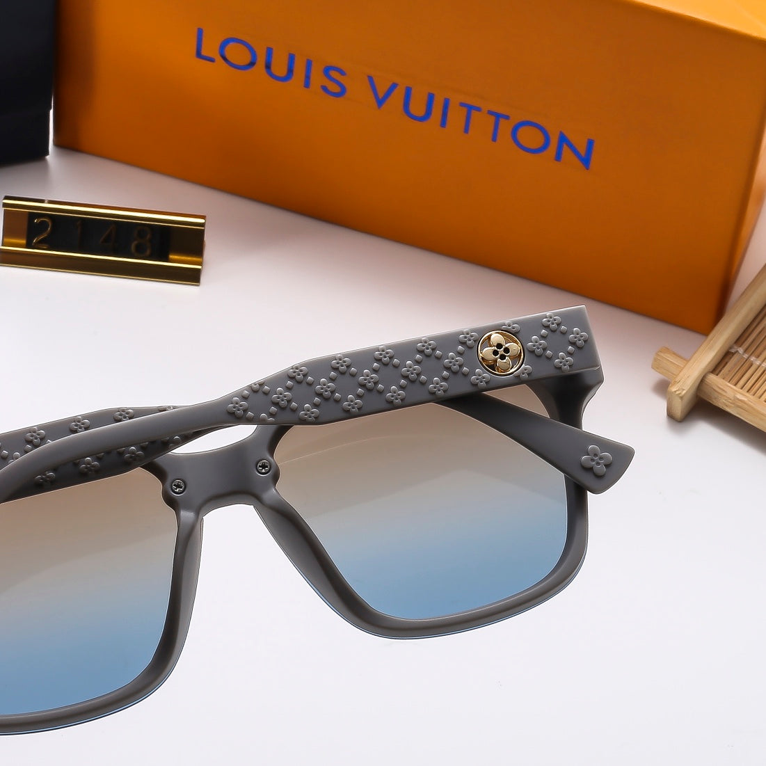 4 Colors Fashion Sunglassesâ2148