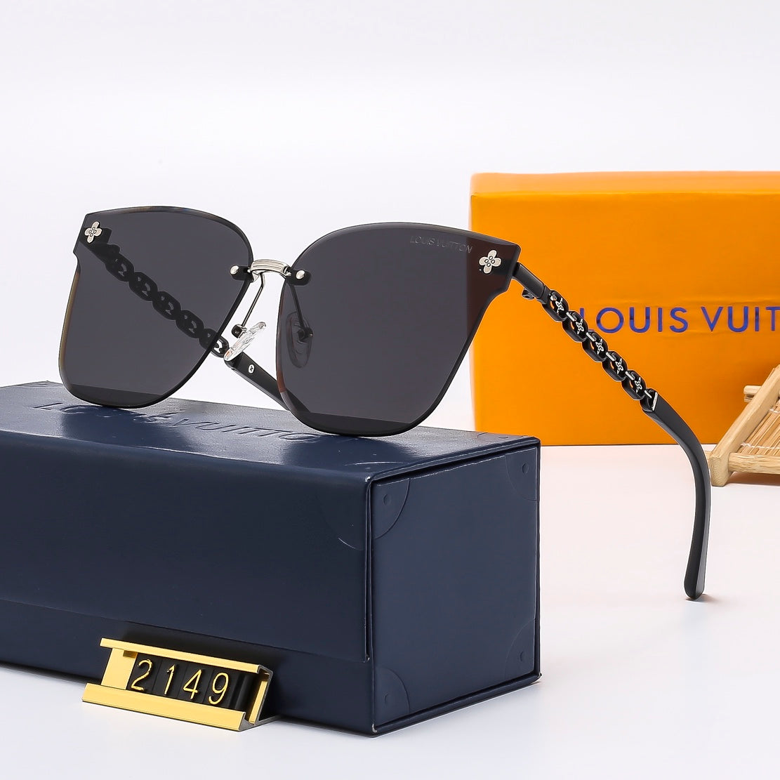 4 Colors Fashion Sunglassesâ2149