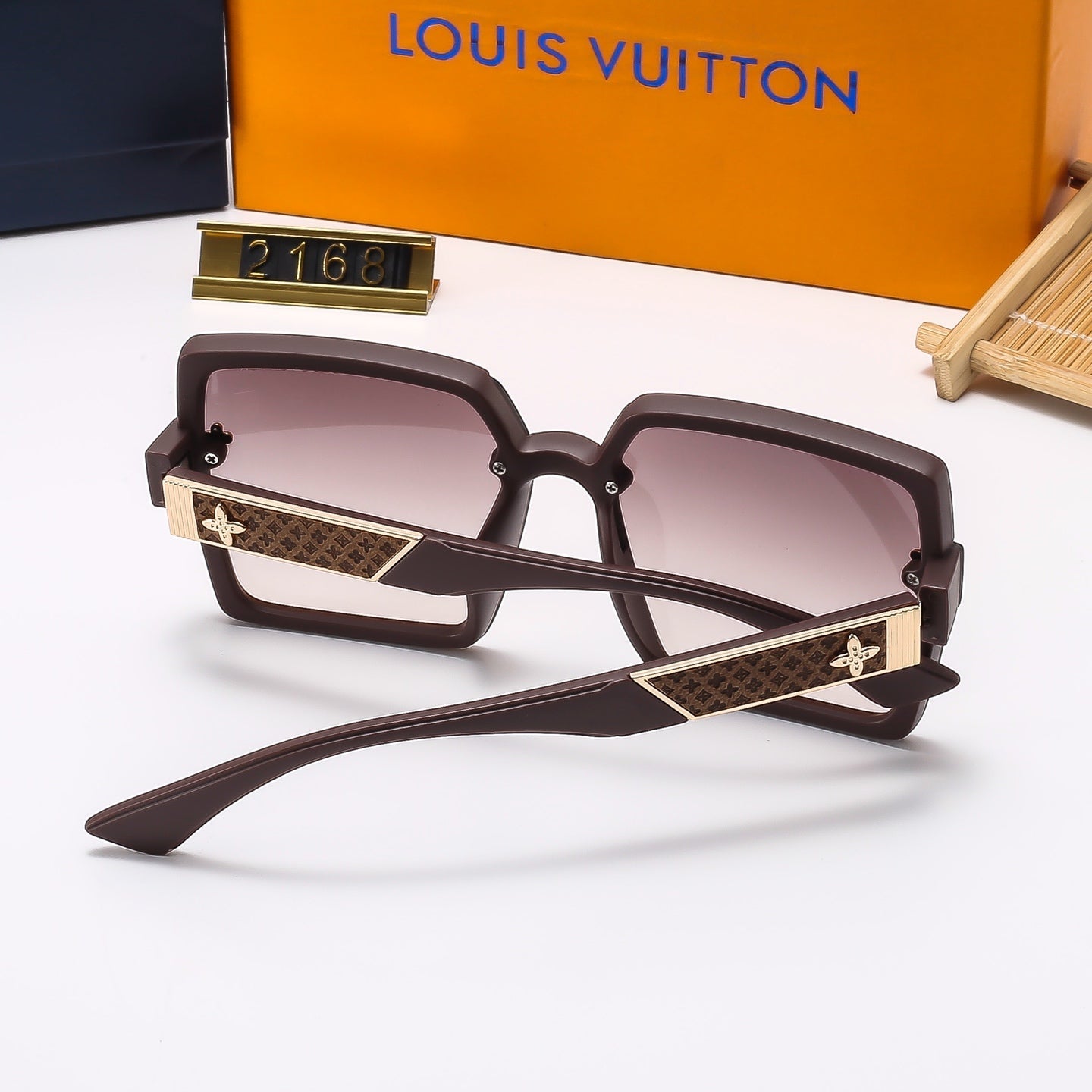 4 Colors Fashion Sunglassesâ2168