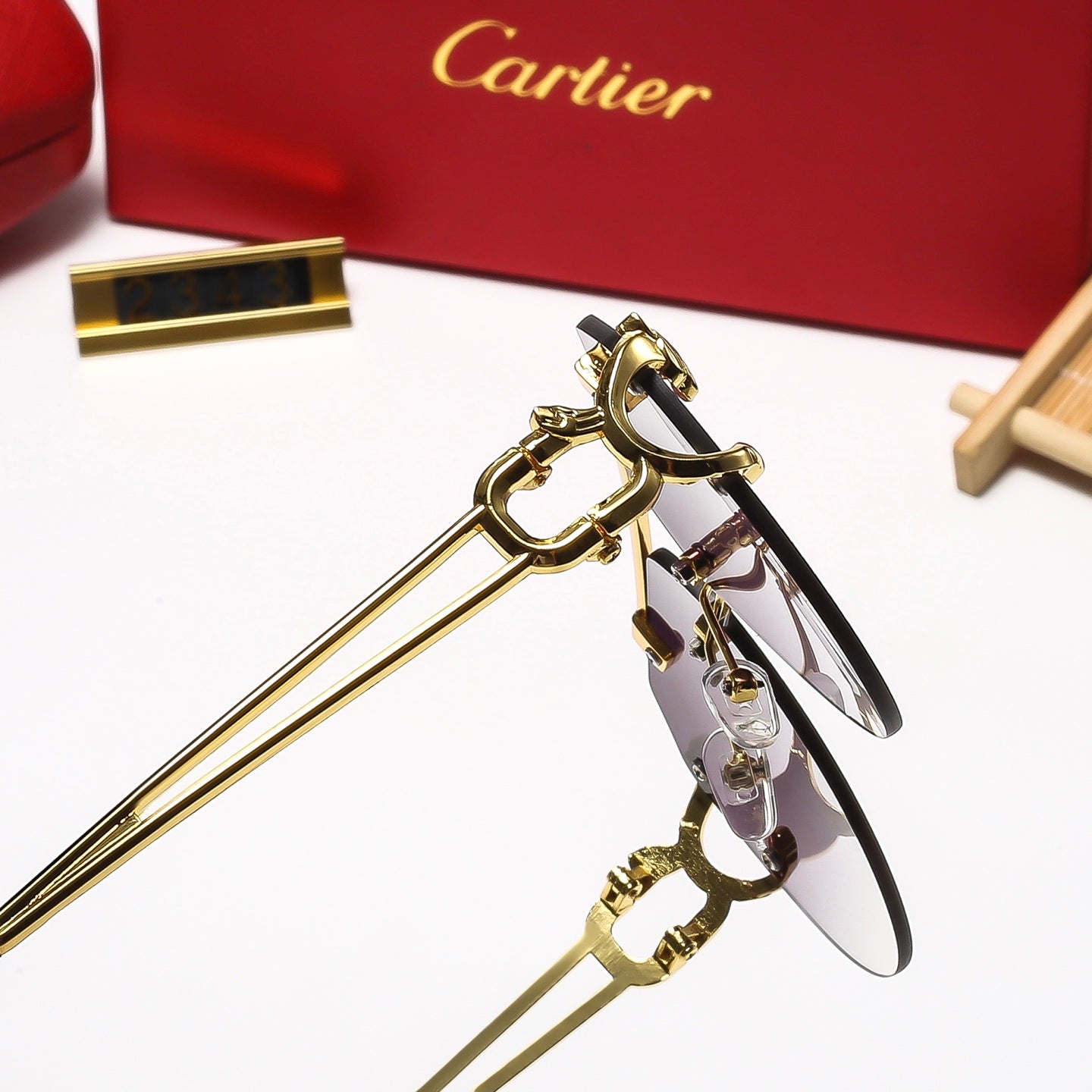 4 Colors Fashion Sunglassesā2343