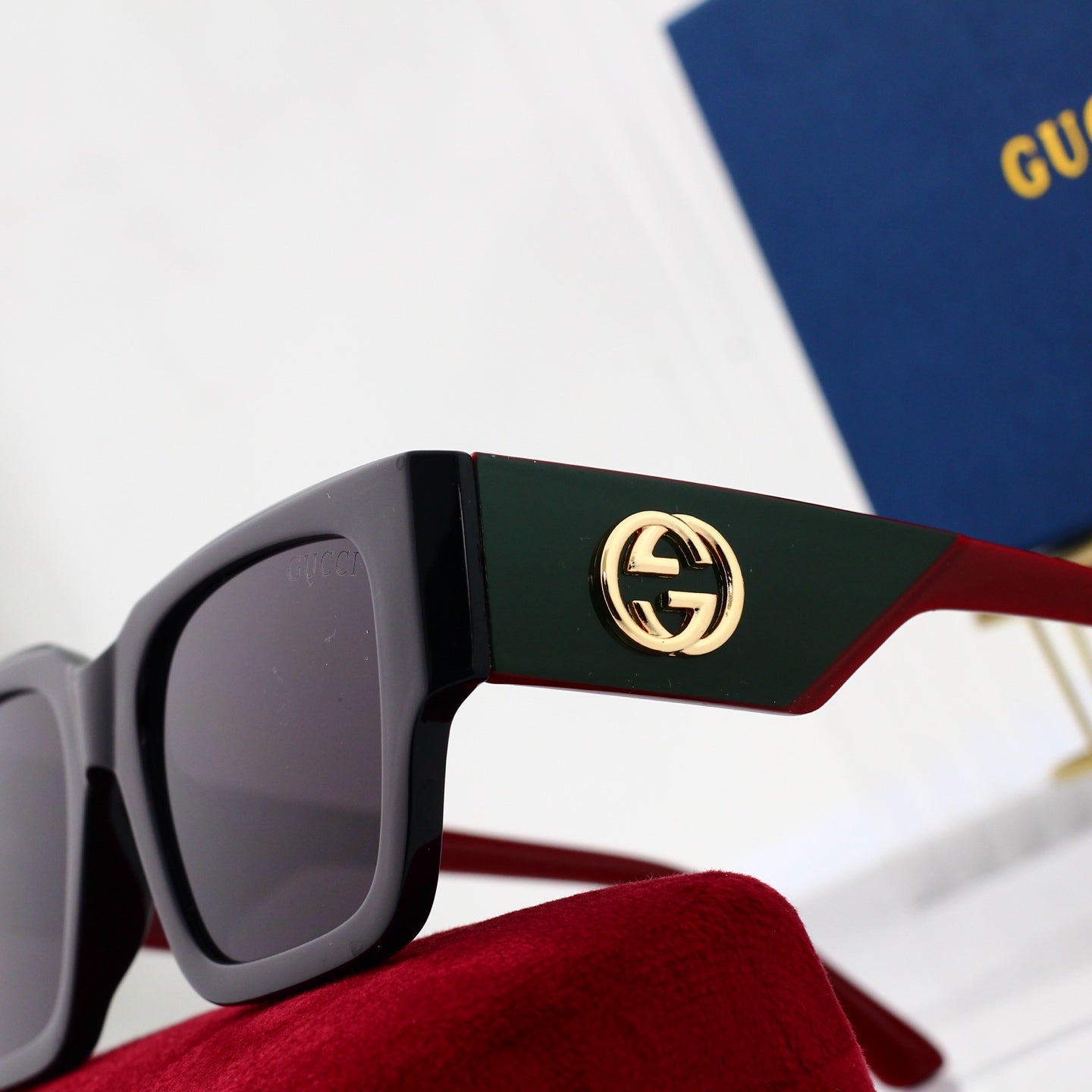 4 Colors Fashion Sunglassesâ4415