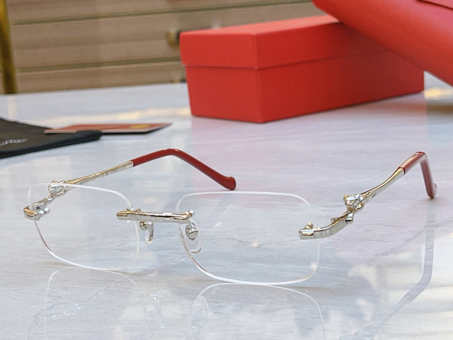 High end temperament transparent sunglasses