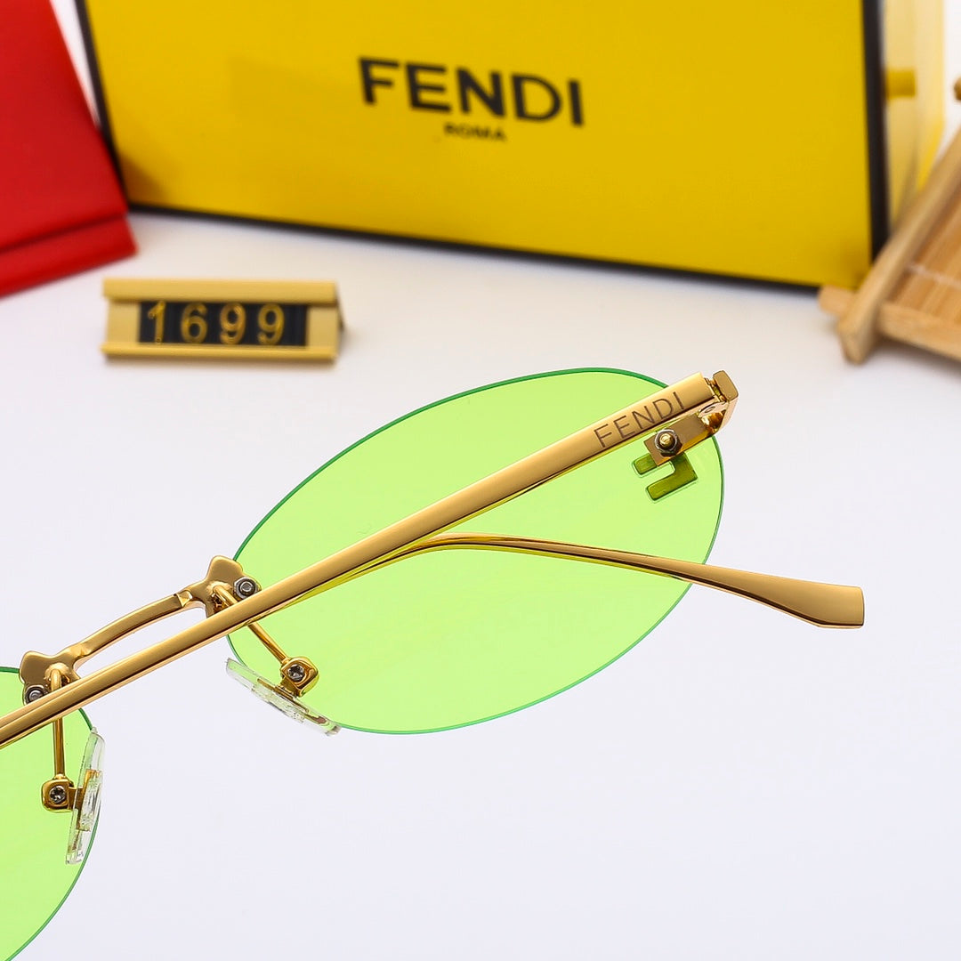 6 Colors Fashion Sunglasses—1699