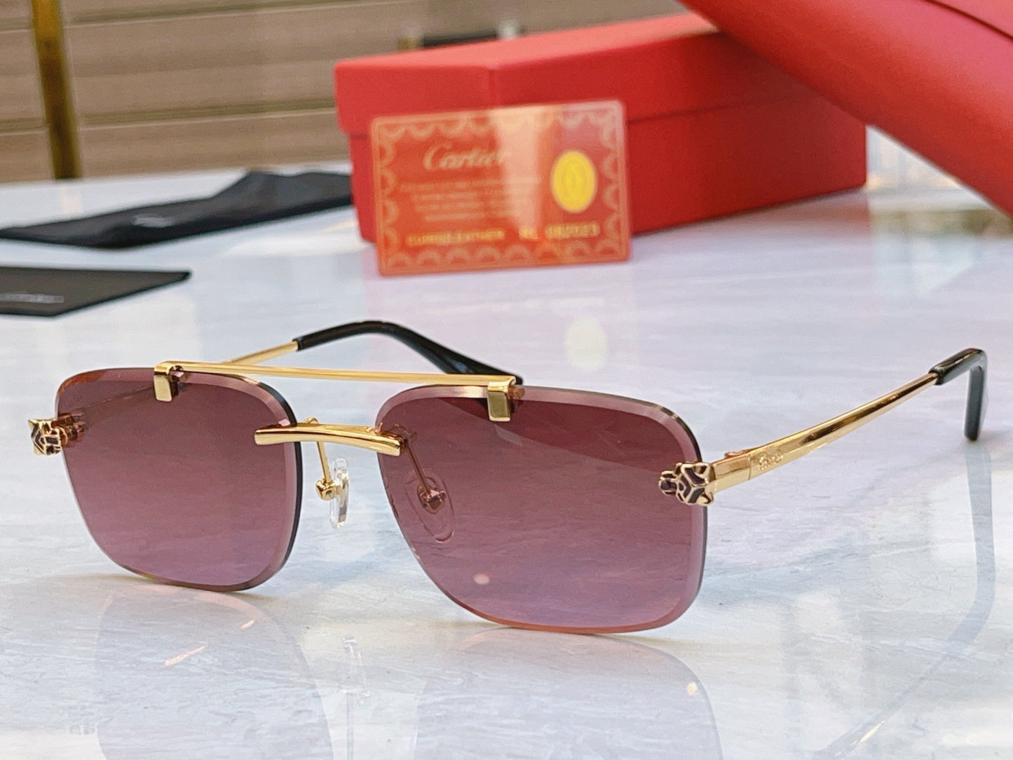 High-end leopard sunglasses