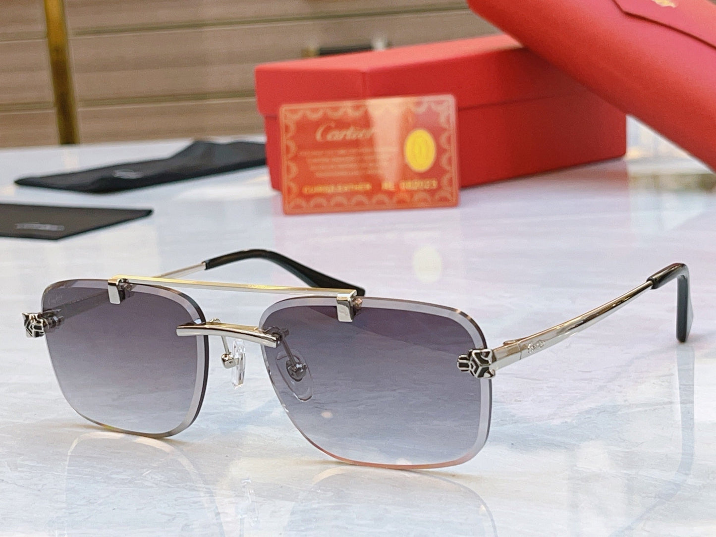 High-end leopard sunglasses