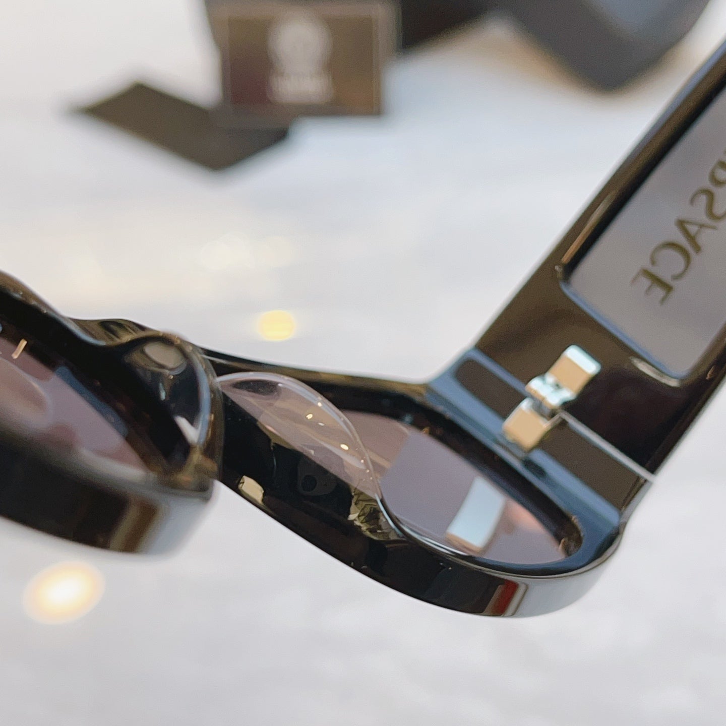 Classic box shaped high-end trendy sunglasses