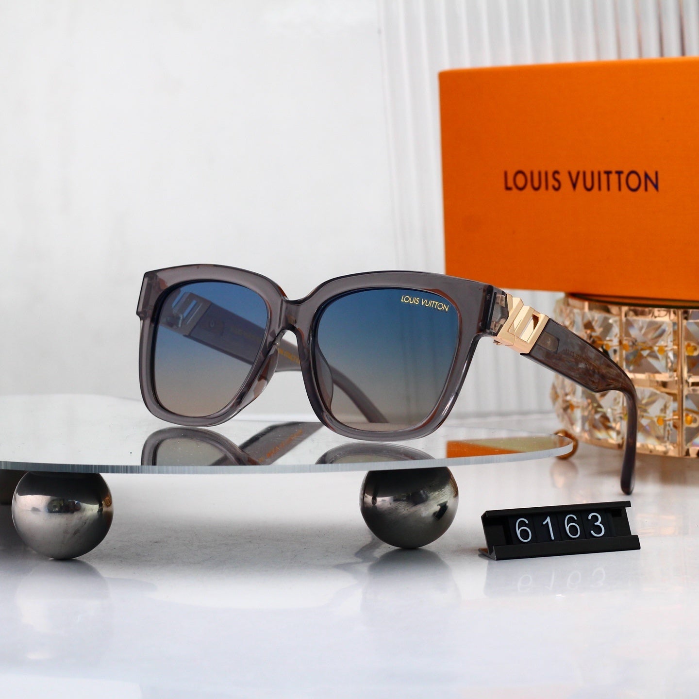 5 Colors Fashion Sunglasses—6163