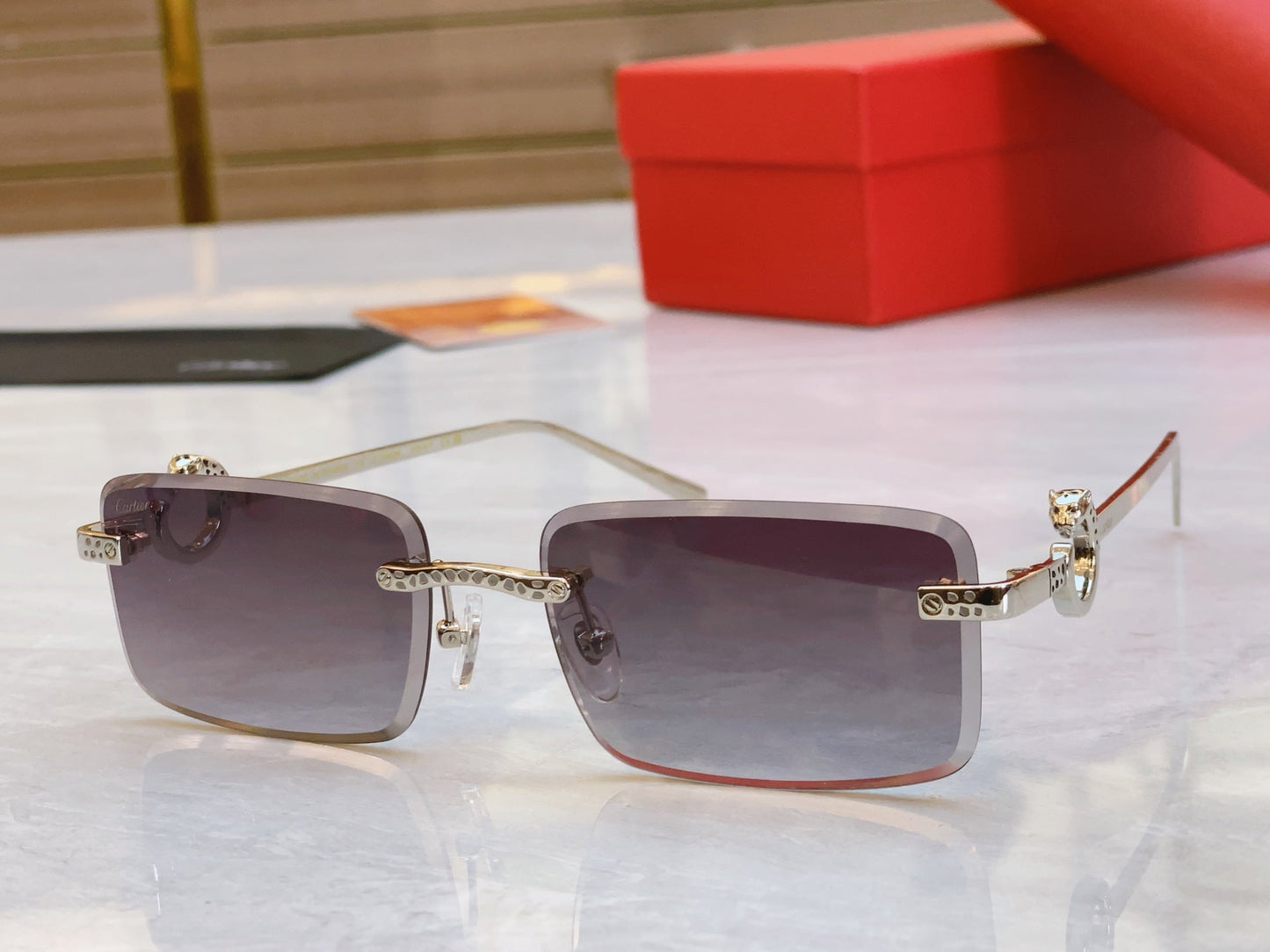 High end golden leopard carved decorative sunglasses