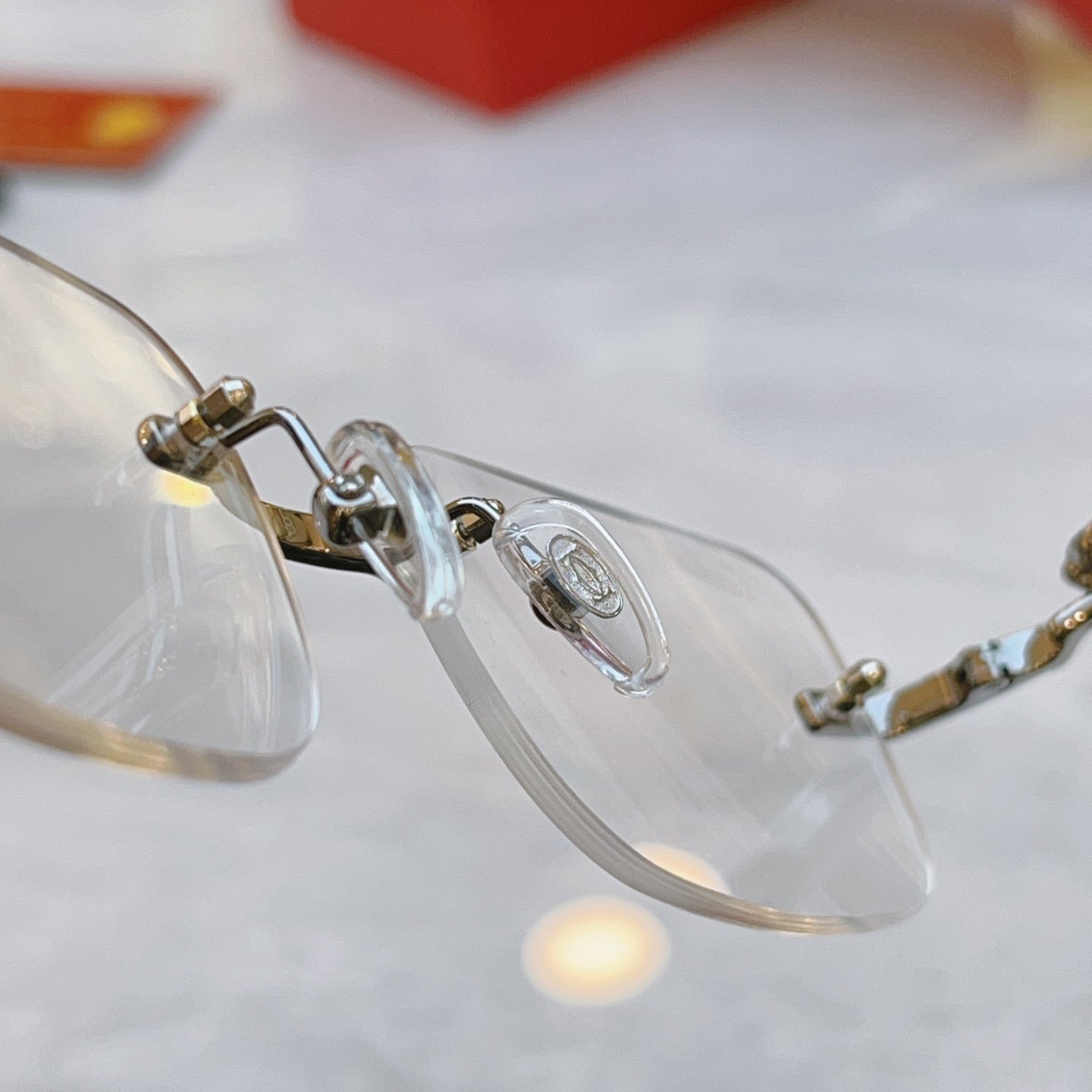 High end temperament transparent sunglasses