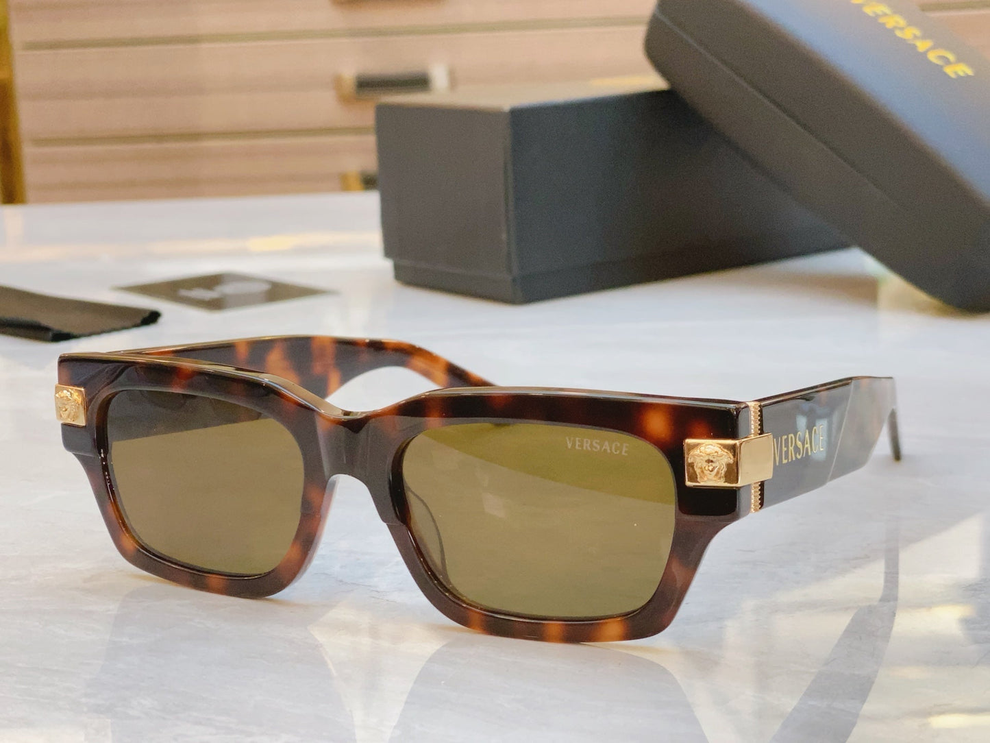 High end unique leopard print frame sunglasses