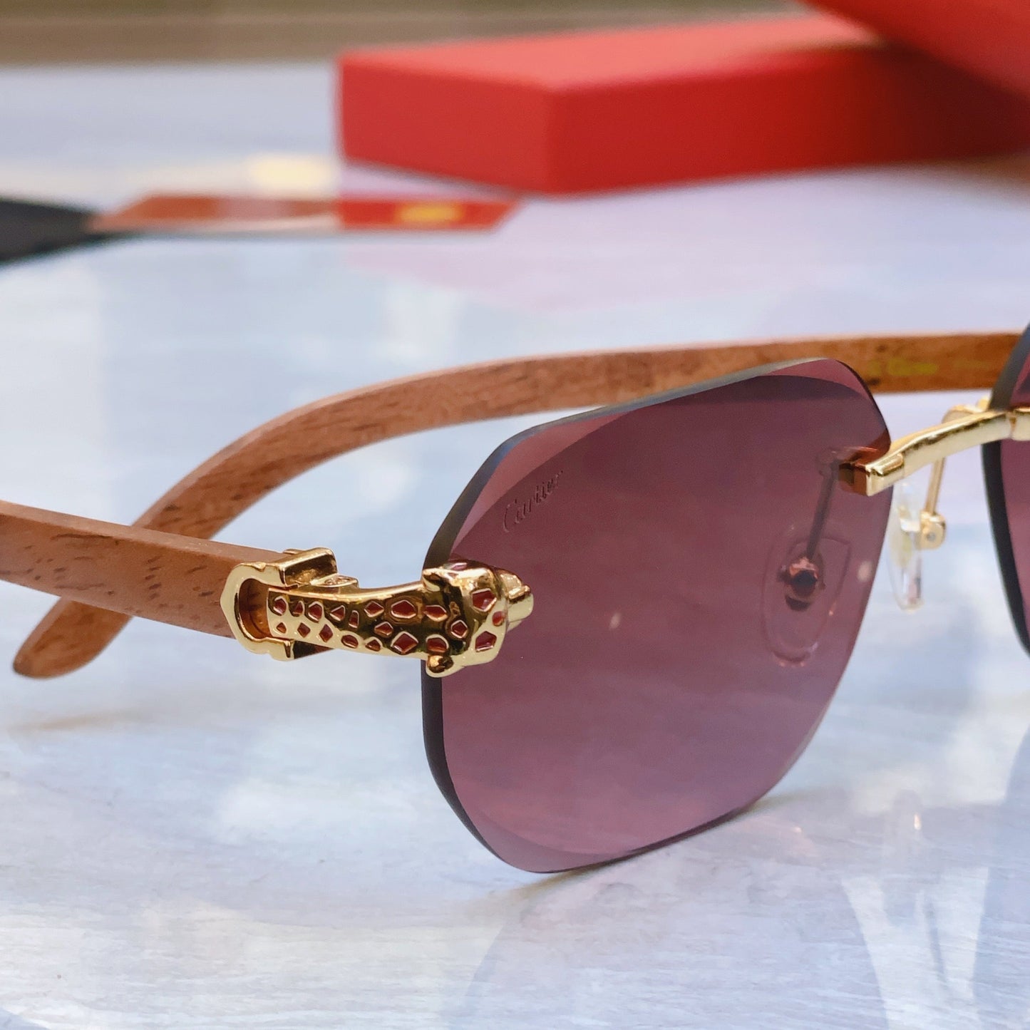 High end leopard precision cut lens sunglasses