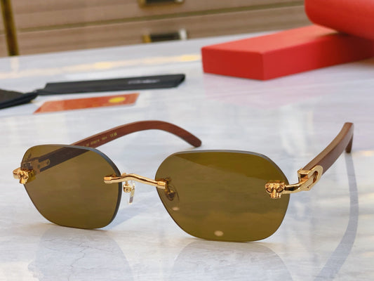 High end leopard finely cut wooden temple sunglasses