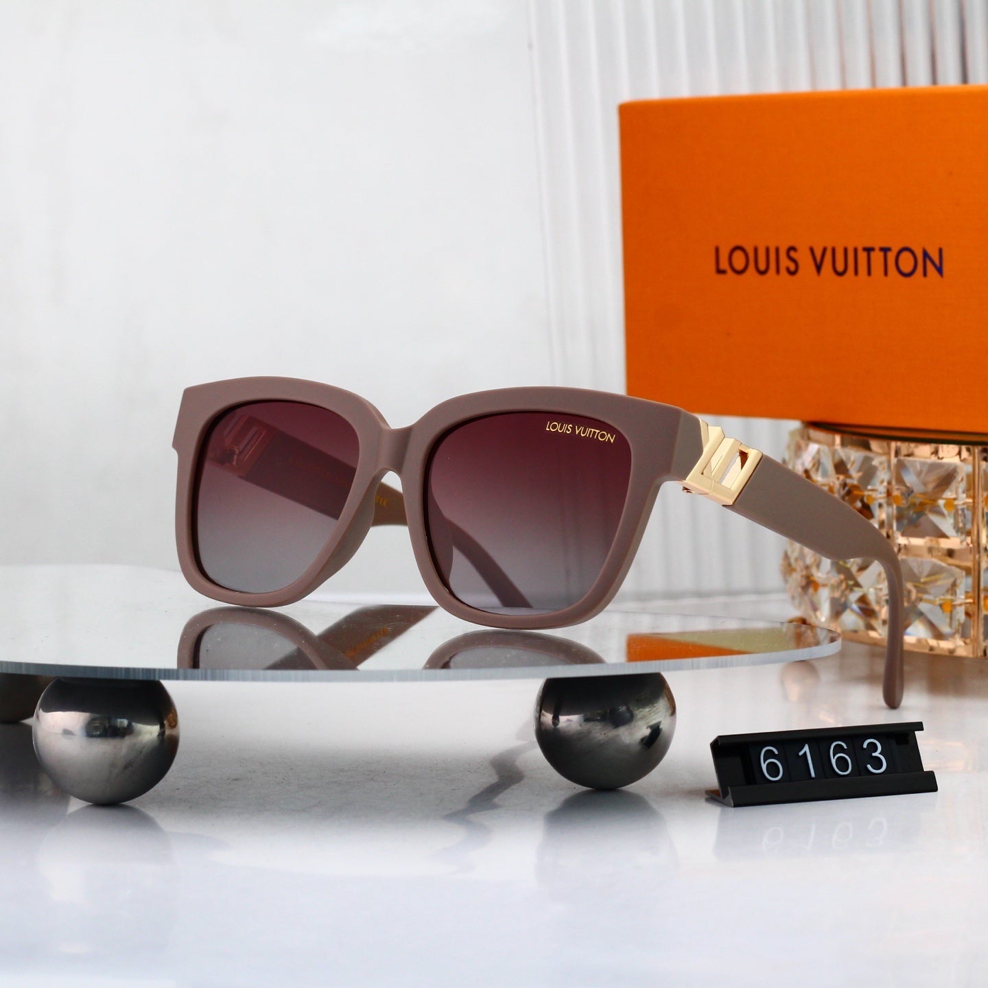 5 Colors Fashion Sunglasses—6163