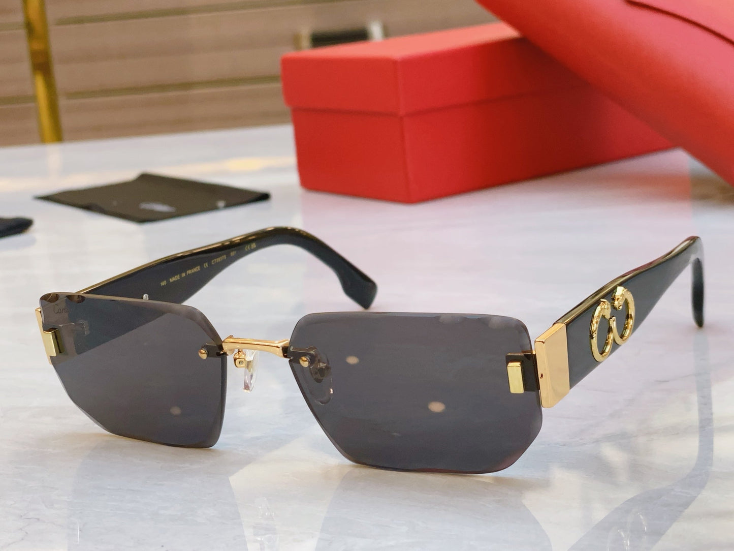 High-end Frameless design precision cutting sunglasses