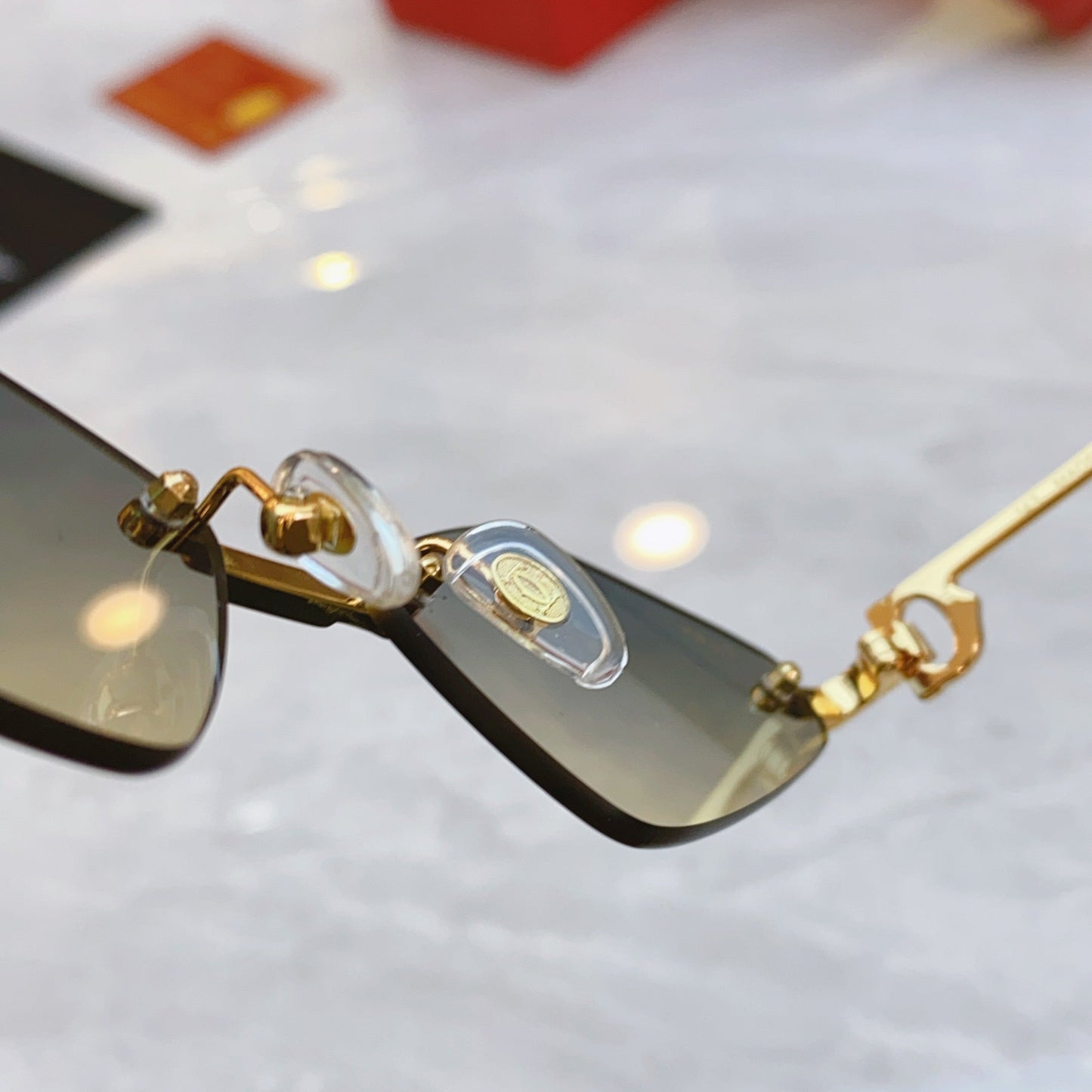 creativity Irregular slicing High end sunglasses