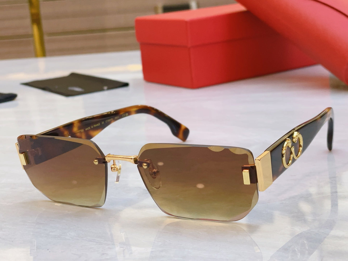 High-end Frameless design precision cutting sunglasses