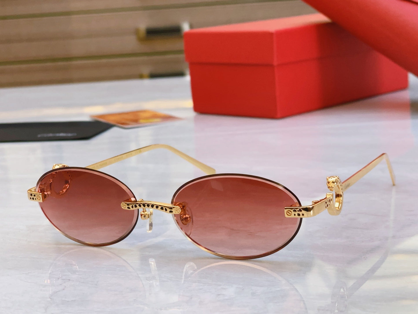 Creative carving high-end leopard oval sunglasses