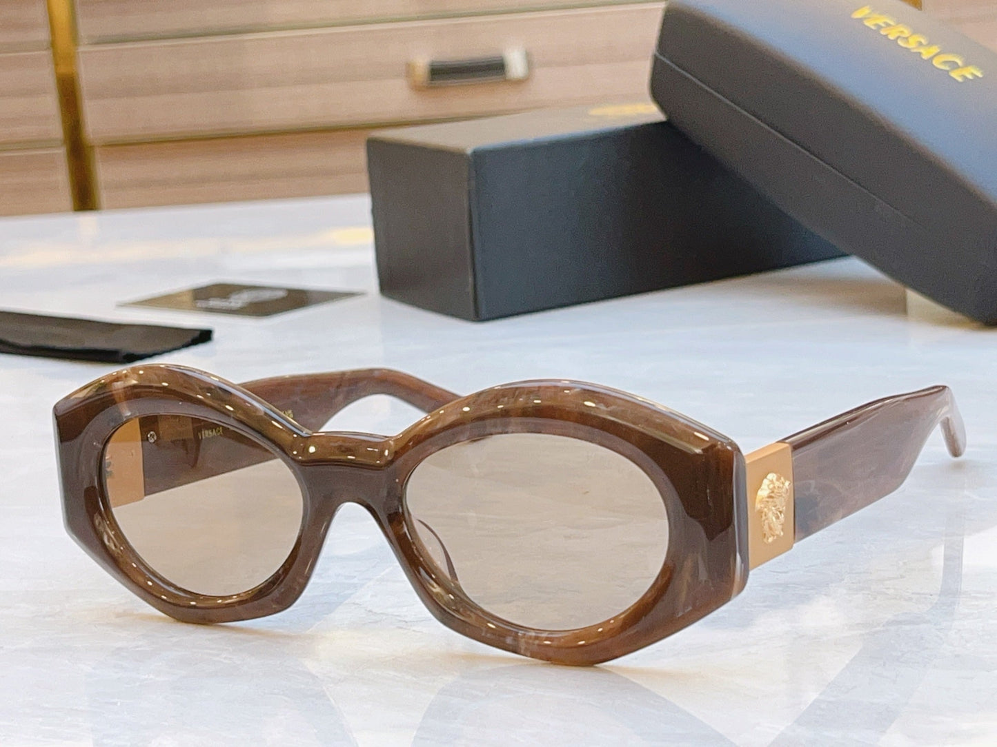 Unique irregular circular frame high-end sunglasses