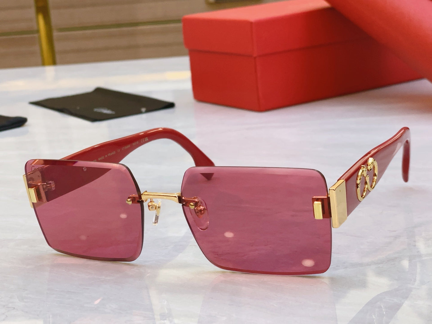 Frameless design precision cutting high-end sunglasses