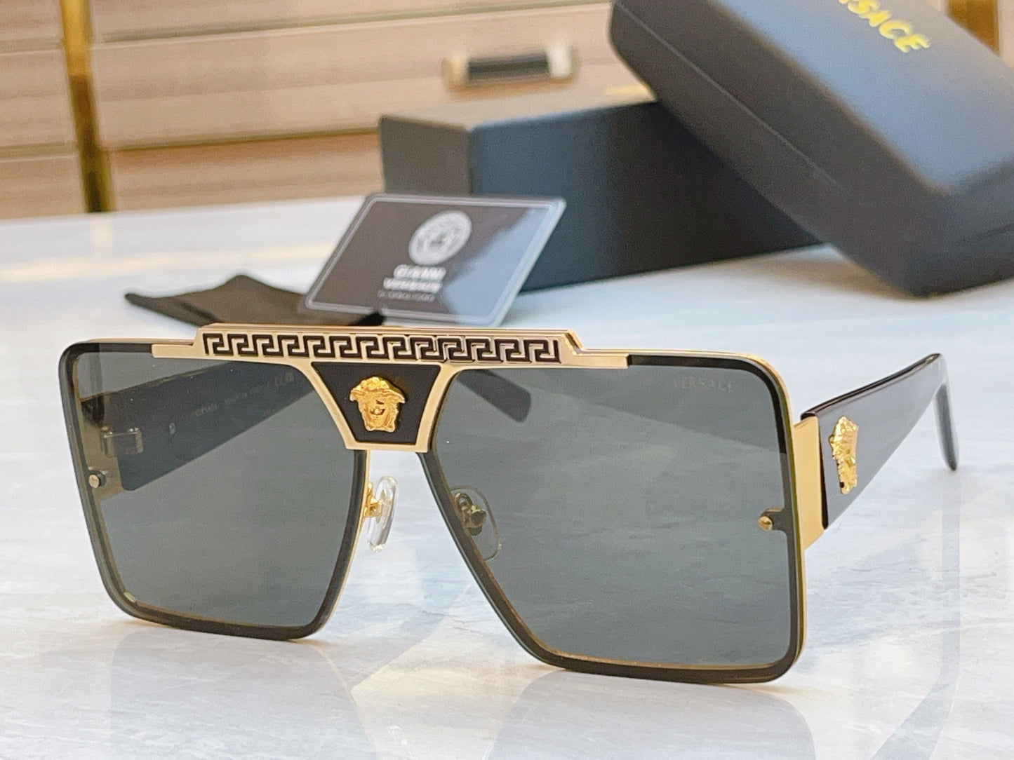 High end large box design sunglasses