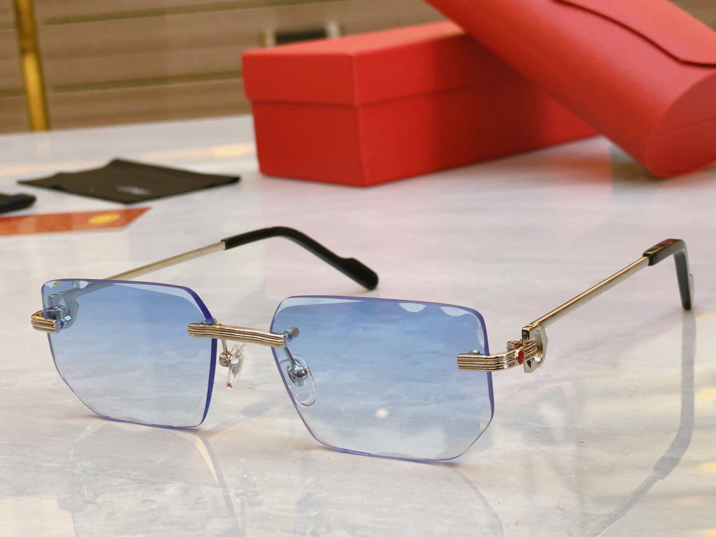 High end creative Precision cutting sunglasses