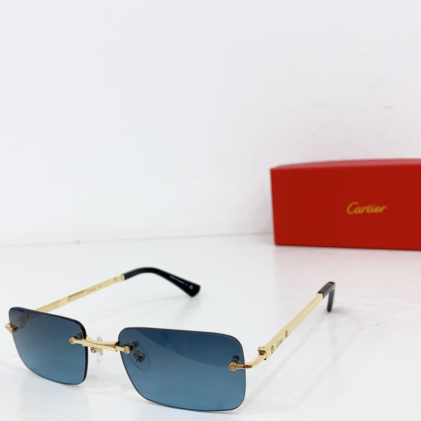 Classic Premium Brushed Sunglasses - 7 Colors