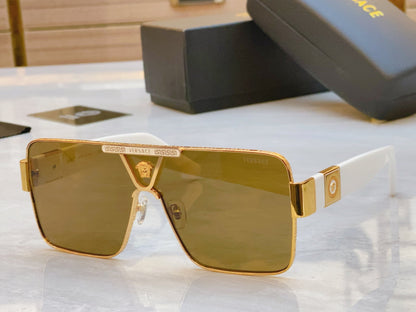 High end gradient color fashion paired with sunglasses