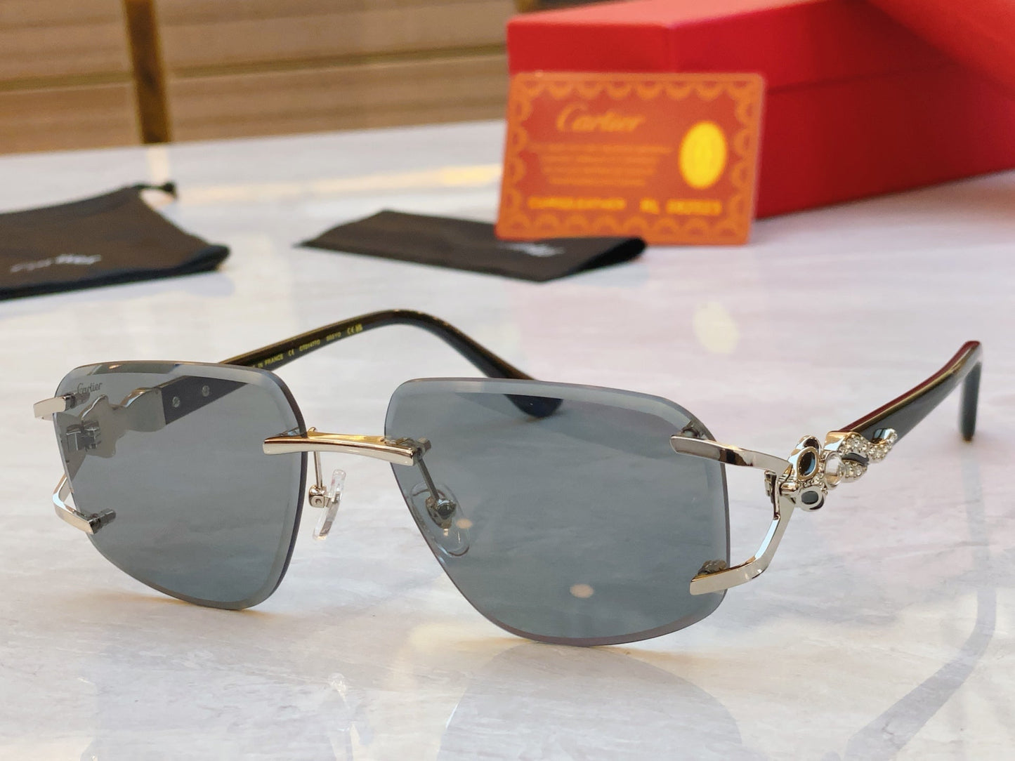 High end classic Diamond Leopard frameless sunglasses