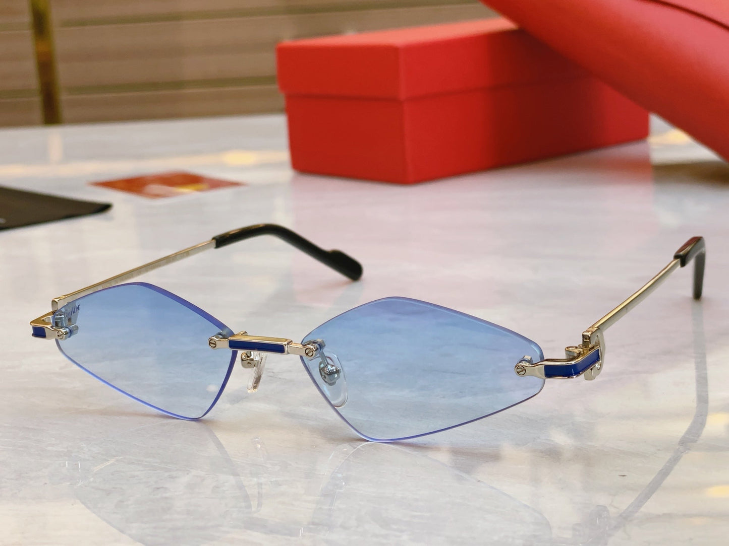 creativity Irregular slicing High end sunglasses