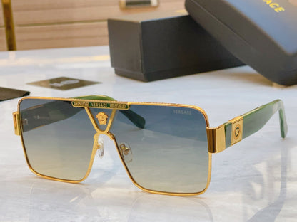 High end gradient color fashion paired with sunglasses