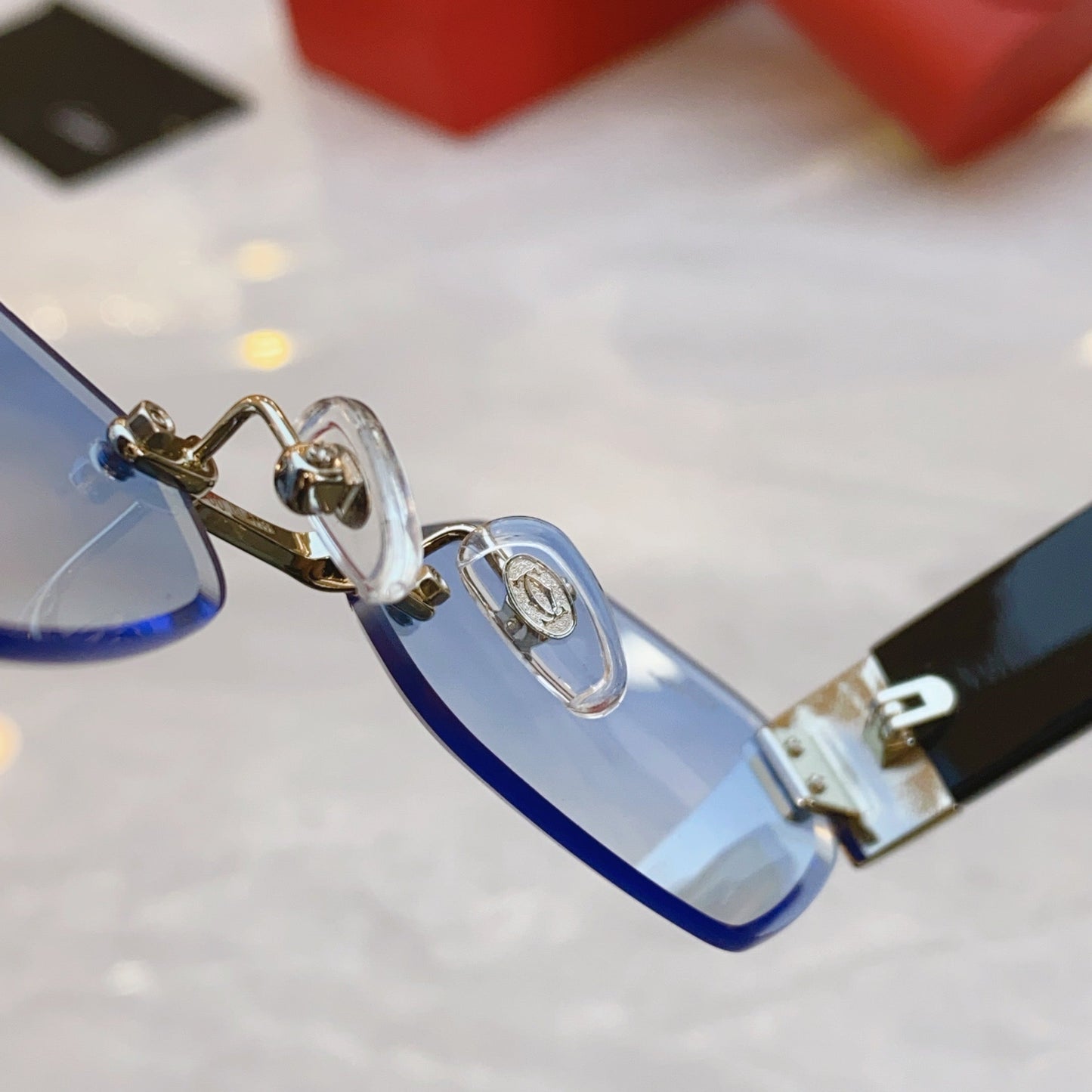 Creative cutting quadrilateral high-end sunglasses