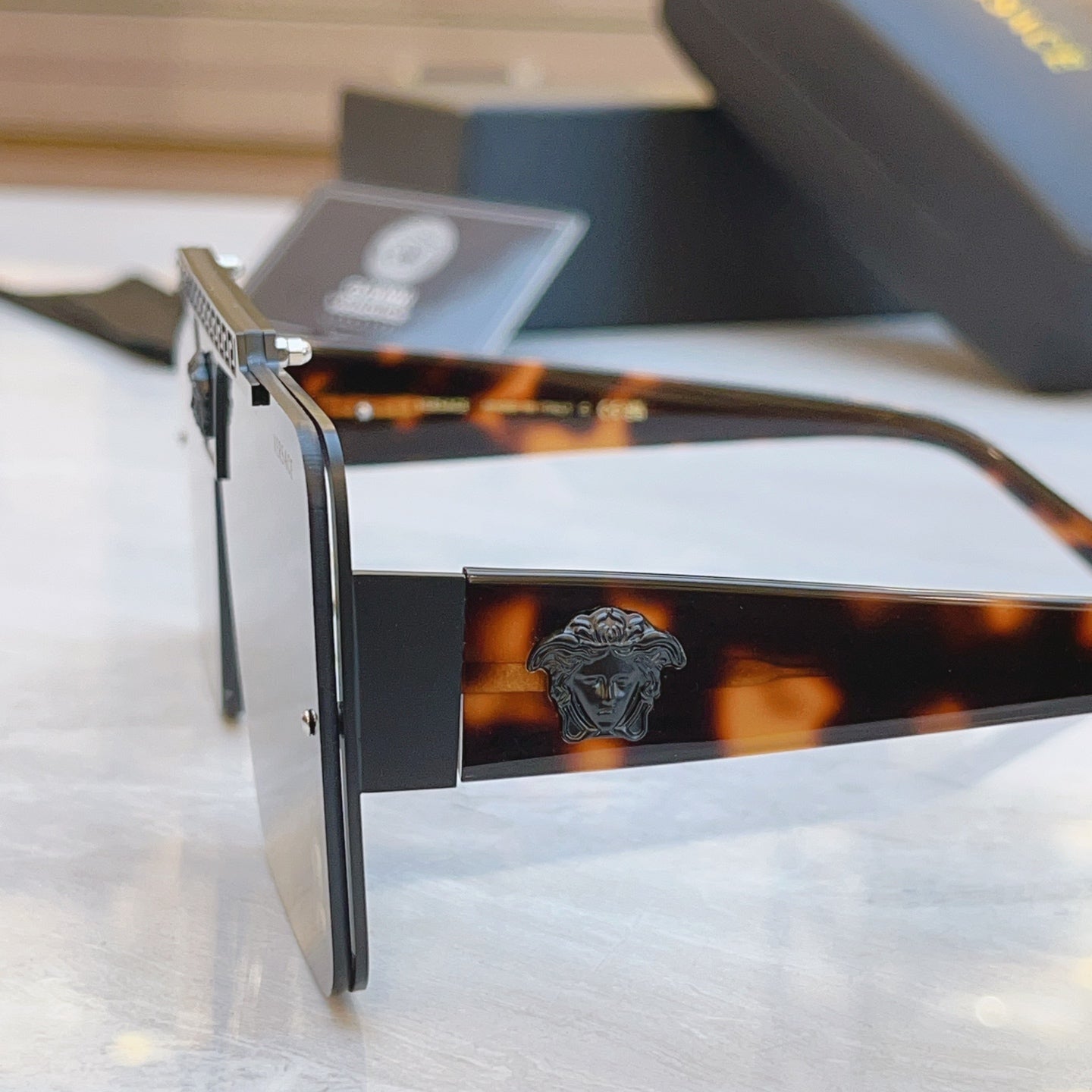 High end large box design sunglasses