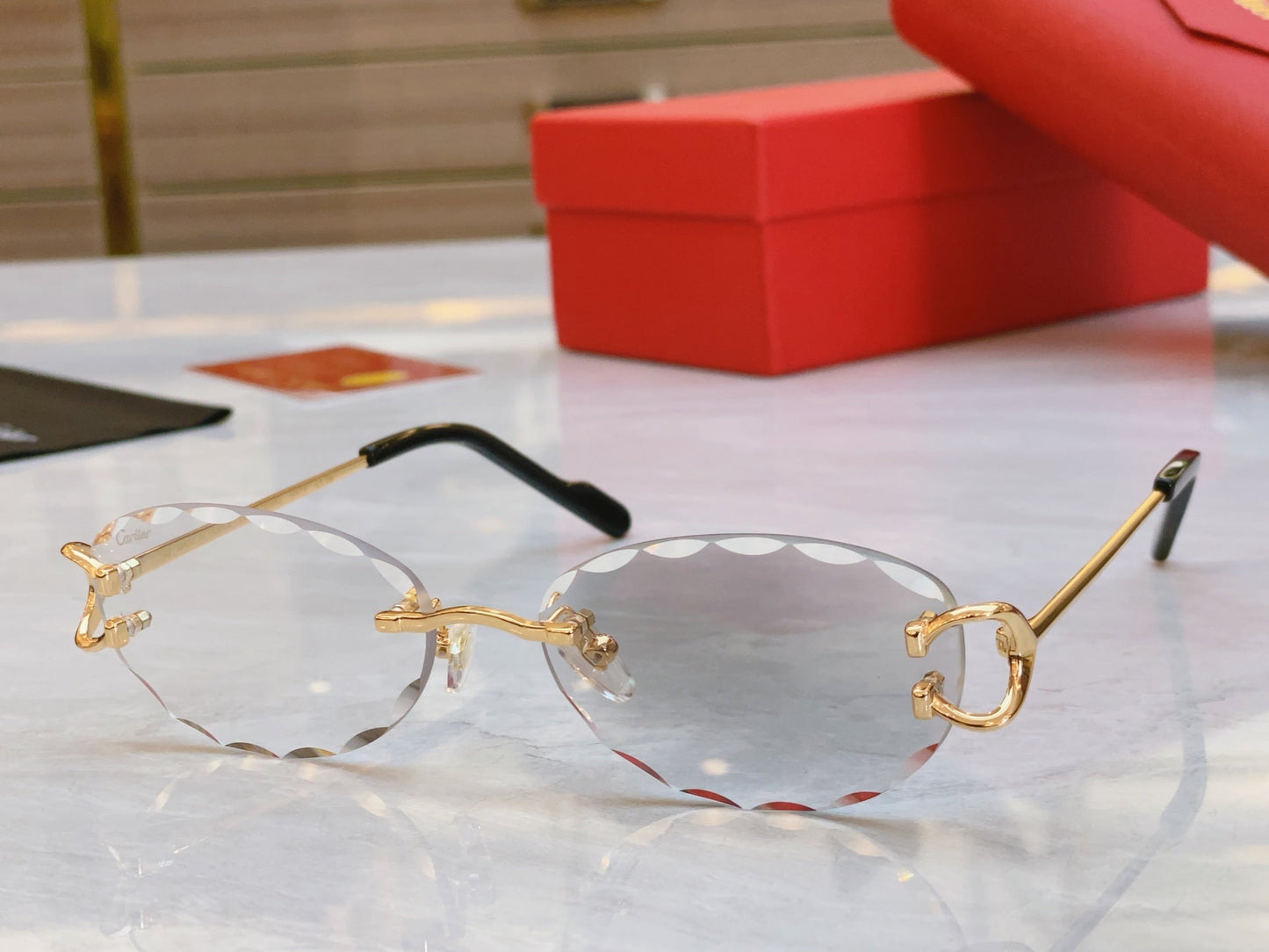 High-end color change Unique wavy cut lens sunglasses