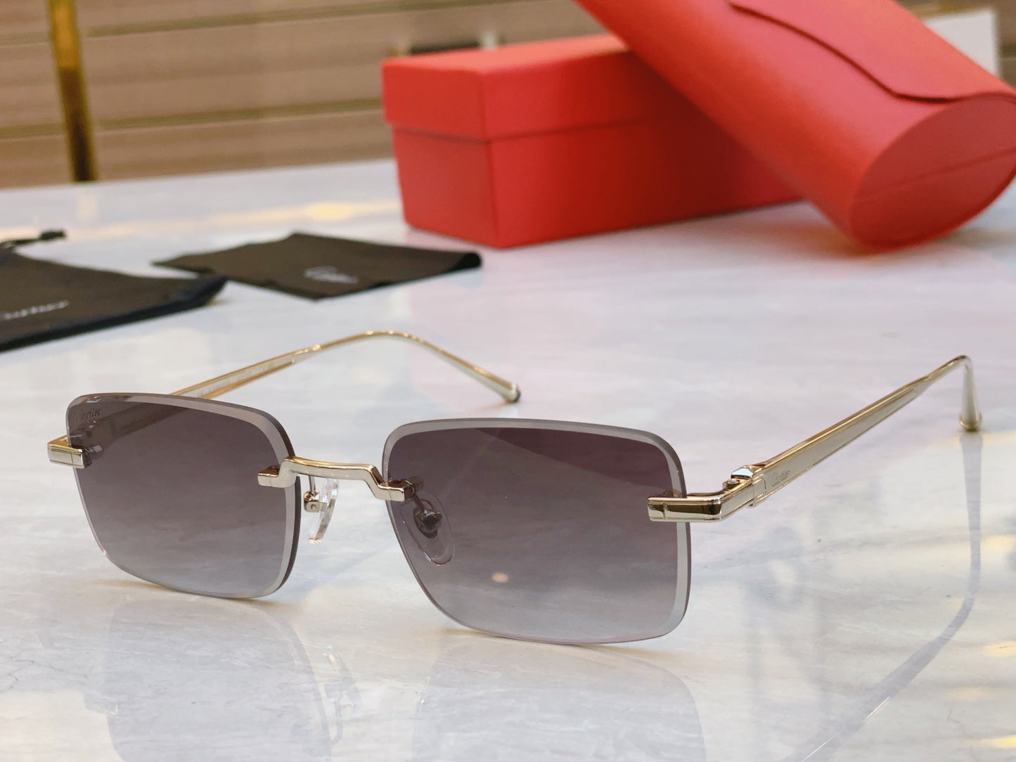 High end minimalist square sunglasses