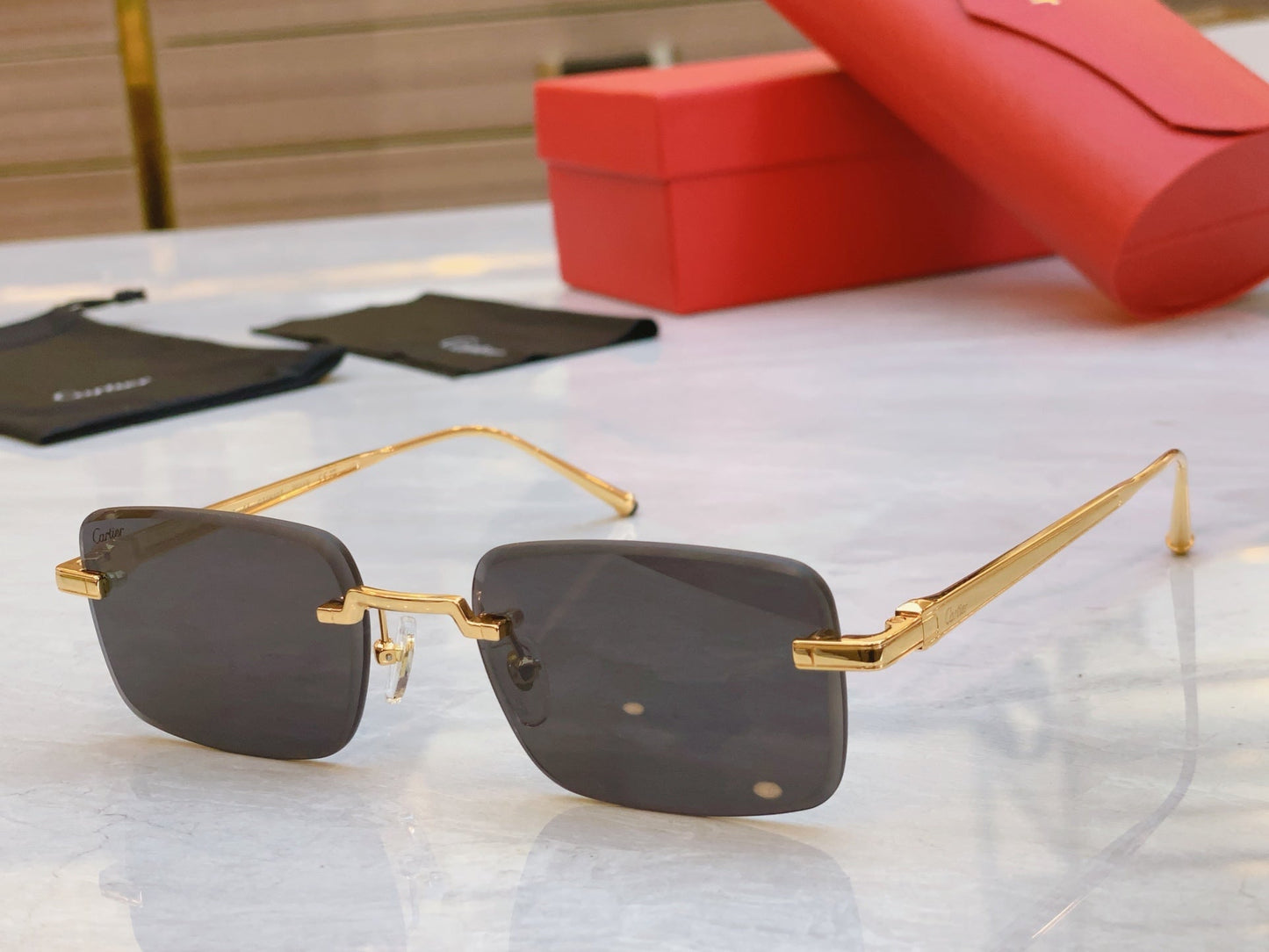 High end minimalist square sunglasses