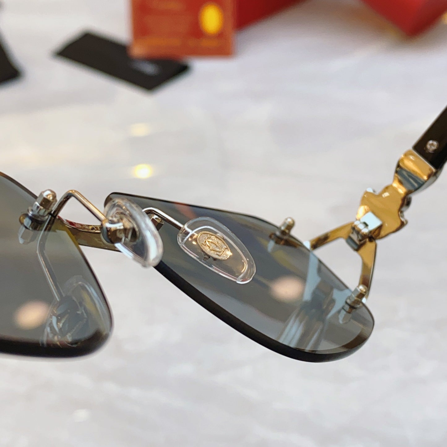 High end classic Diamond Leopard frameless sunglasses