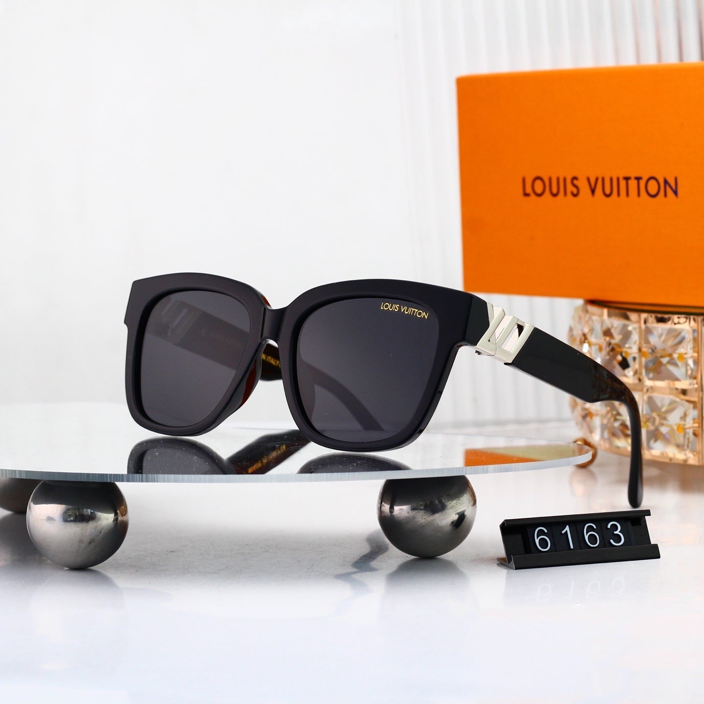 5 Colors Fashion Sunglasses—6163