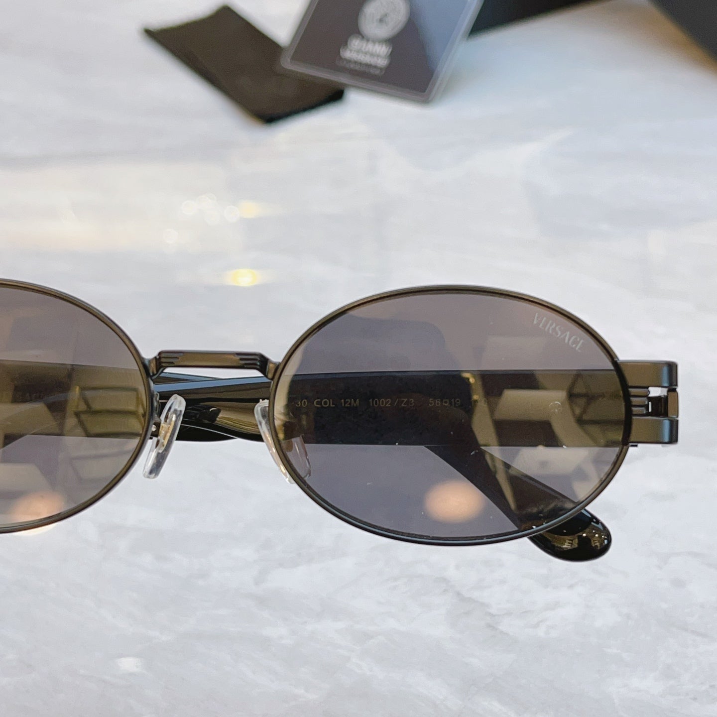 Fashion oval design high-end sunglasses